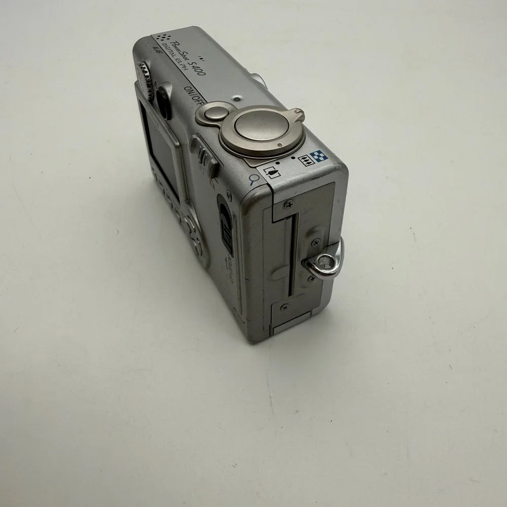 Canon PowerShot S400 Digital ELPH Camera Silver 4.0MP Bundle Tested